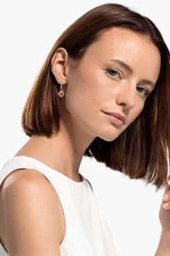 Γυναικεία Σκουλαρίκια Swarovski 5516477 Sparkling Dc χρυσαφί -Swarovski Κατάστημα unnamed file 426